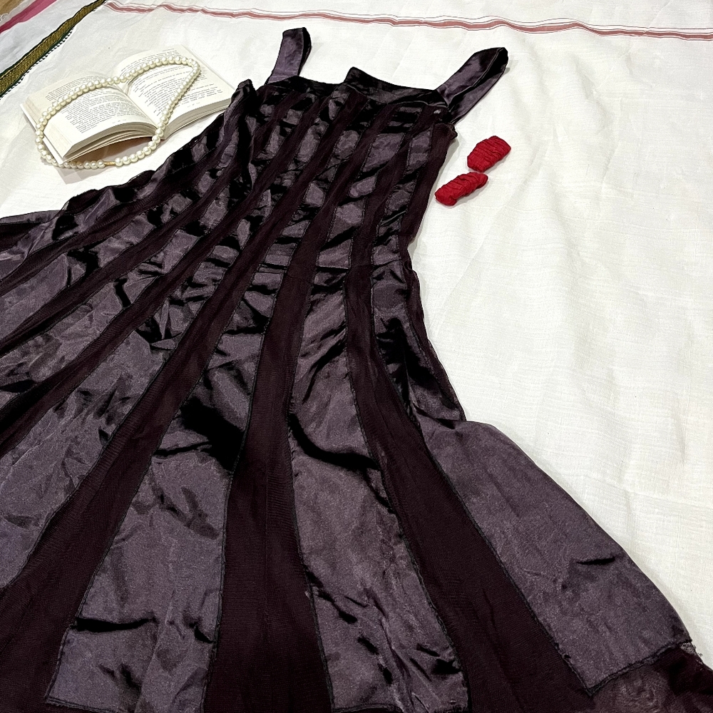 Midi dress - Picture 4 of 9